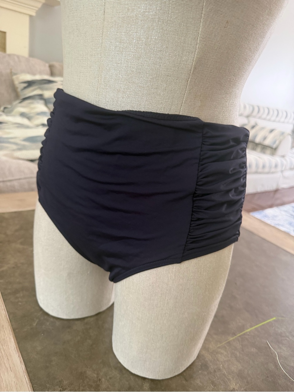 Sea level High Waist Gathered Side Swim Bottom night blue - Picture 5 of 9